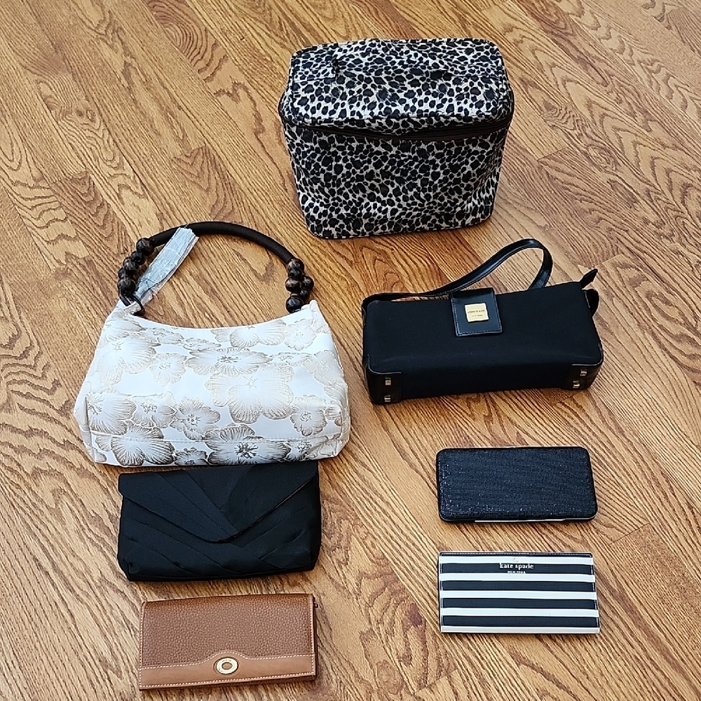 Seven (7) Purse, Wallet and Make-up Bag Bundle/Lot